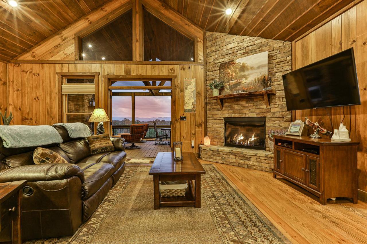 Eagles Crest - Long Range Layered Mountain Views In Peaceful Neighborhood! Vila Mineral Bluff Exterior foto